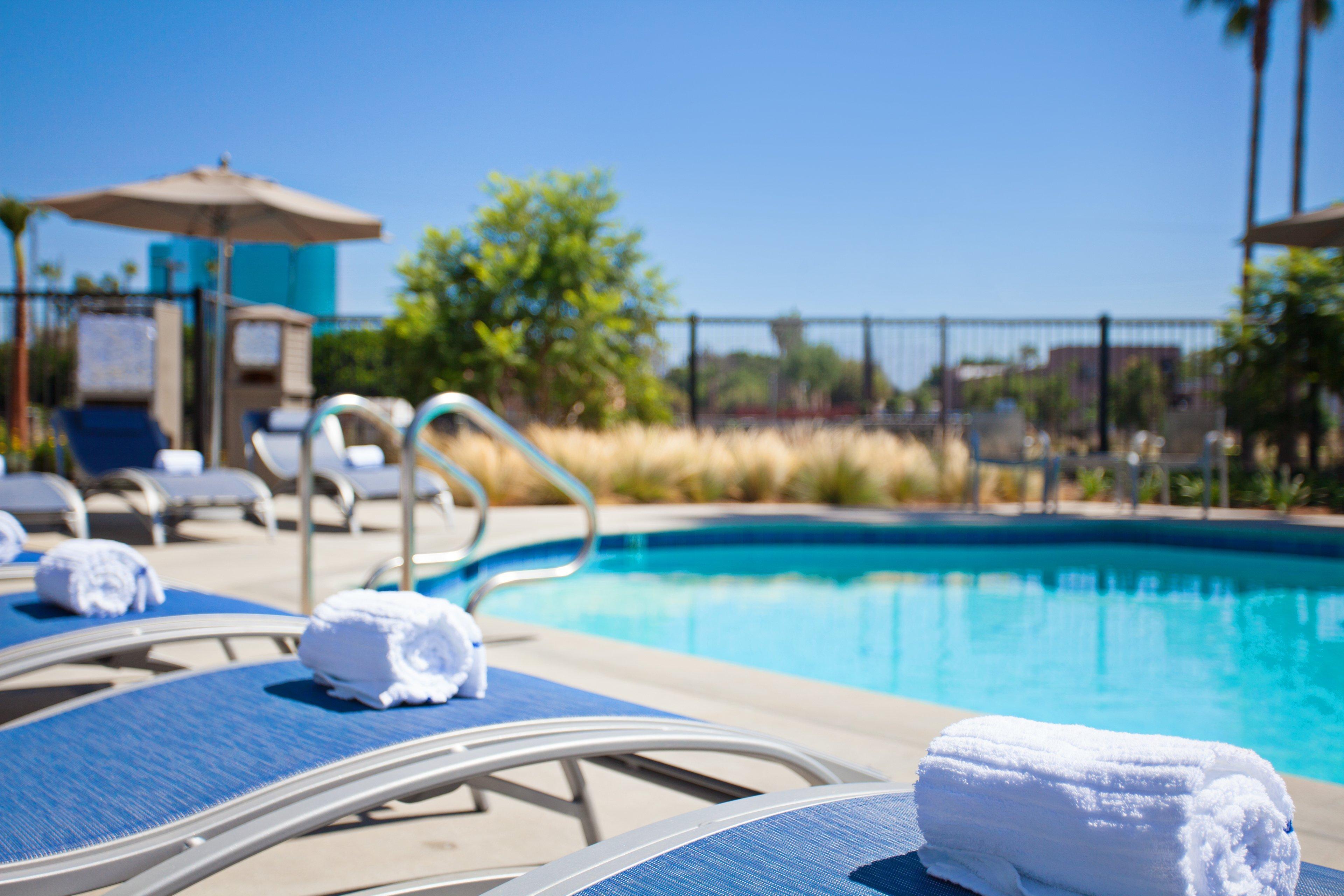 Holiday Inn Express & Suites Santa Ana - Orange County By Ihg מראה חיצוני תמונה